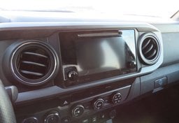 2019 Toyota Tacoma 4WD - Image 41