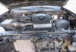 2019 Toyota Tacoma 4WD - Image 57