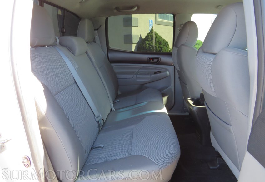2012 Toyota Tacoma - Image 28