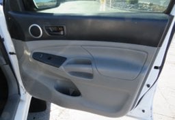 2012 Toyota Tacoma - Image 41