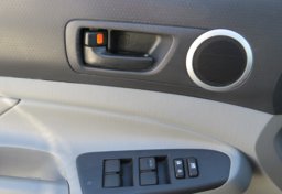 2012 Toyota Tacoma - Image 40