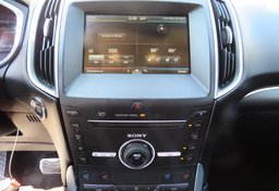 2015 Ford Edge - Image 44