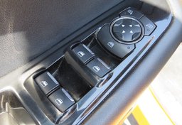 2015 Ford Edge - Image 42