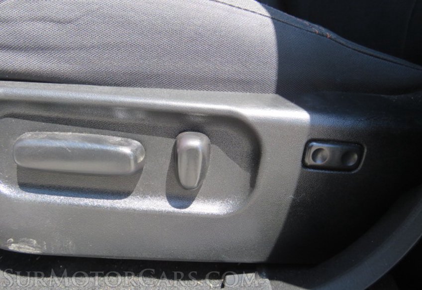 2020 Toyota Tacoma 4WD - Image 38