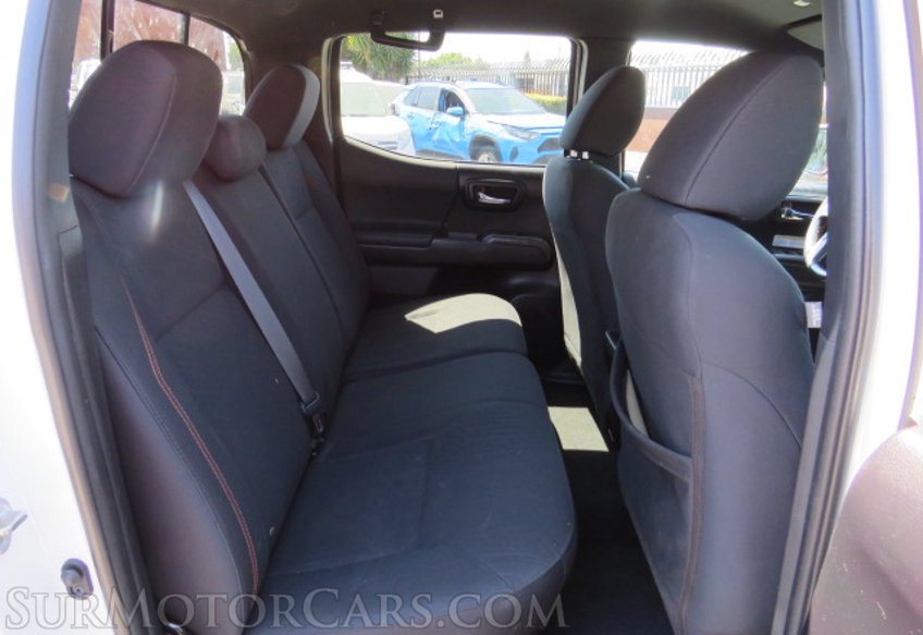 2020 Toyota Tacoma 4WD - Image 27