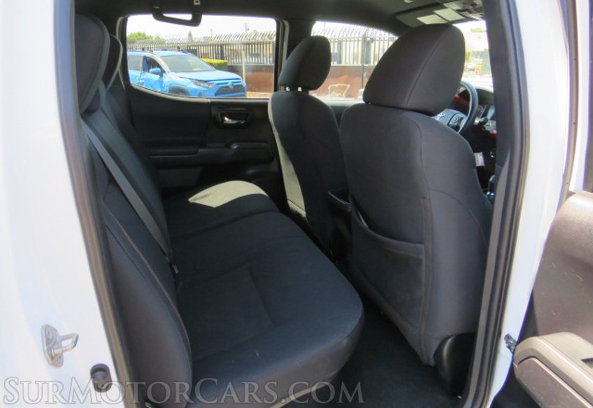 2020 Toyota Tacoma 4WD - Image 30