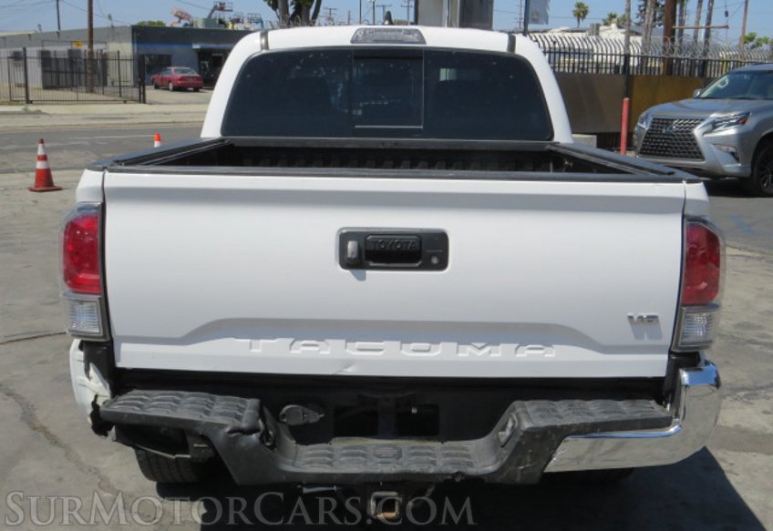 2020 Toyota Tacoma 4WD - Image 12