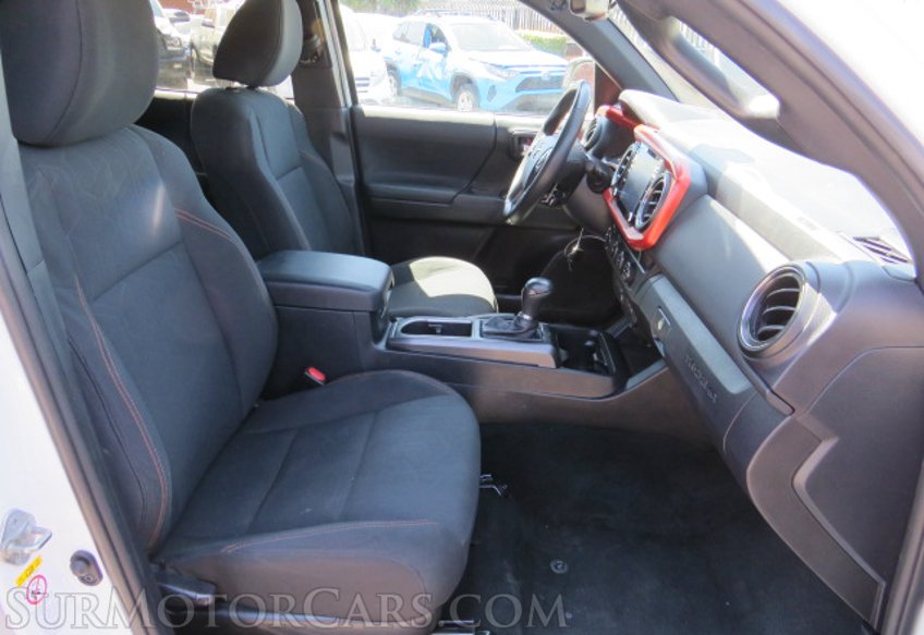 2020 Toyota Tacoma 4WD - Image 24