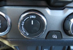 2020 Toyota Tacoma 4WD - Image 45