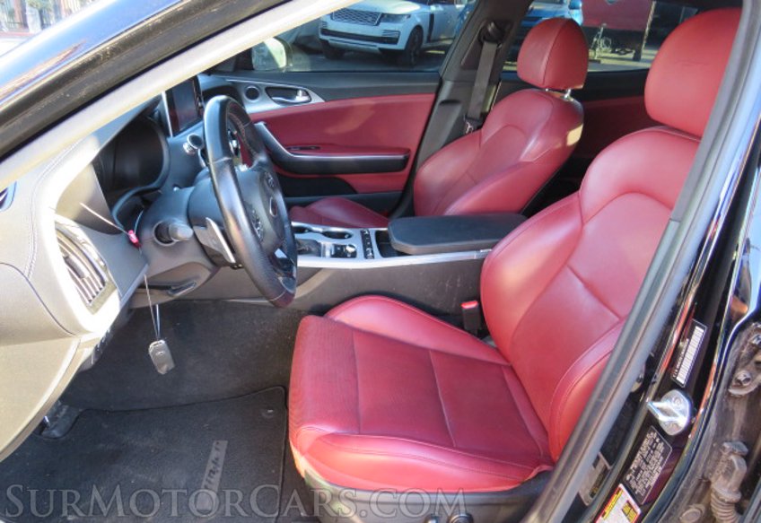 2019 Kia Stinger - Image 22