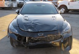 2019 Kia Stinger - Image 9