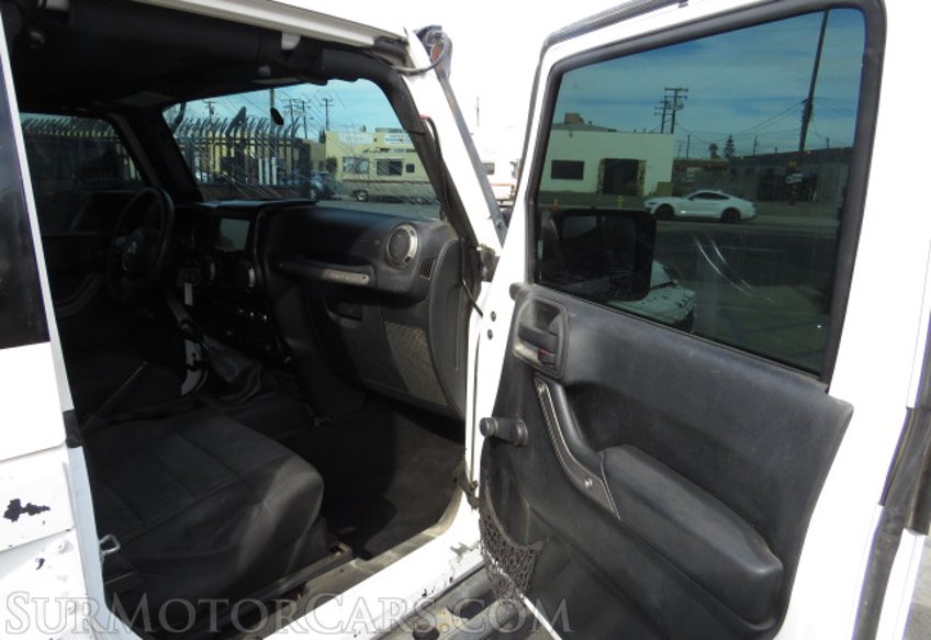 2011 Jeep Wrangler - Image 21