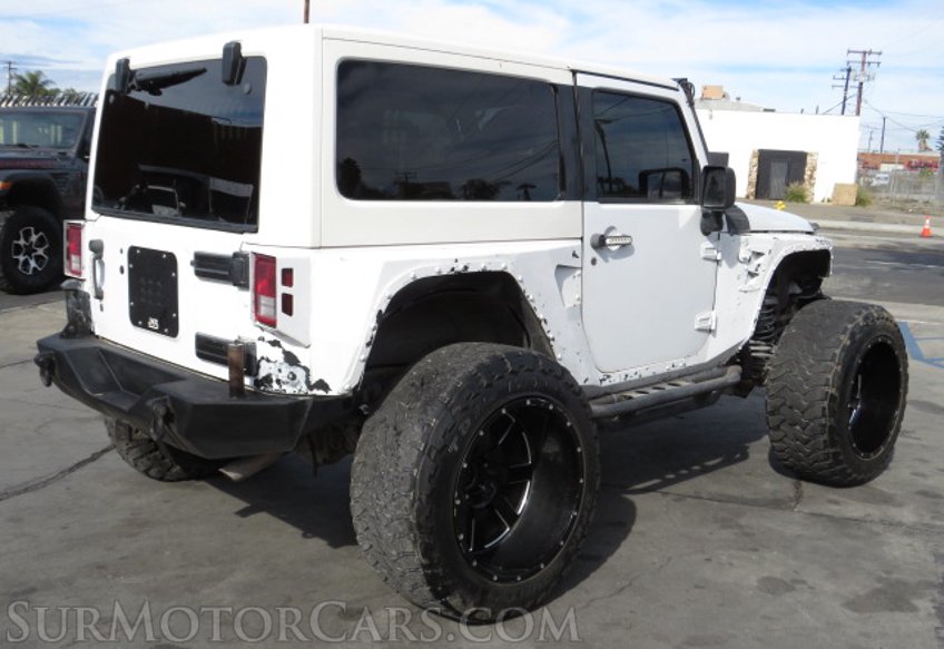 2011 Jeep Wrangler - Image 7