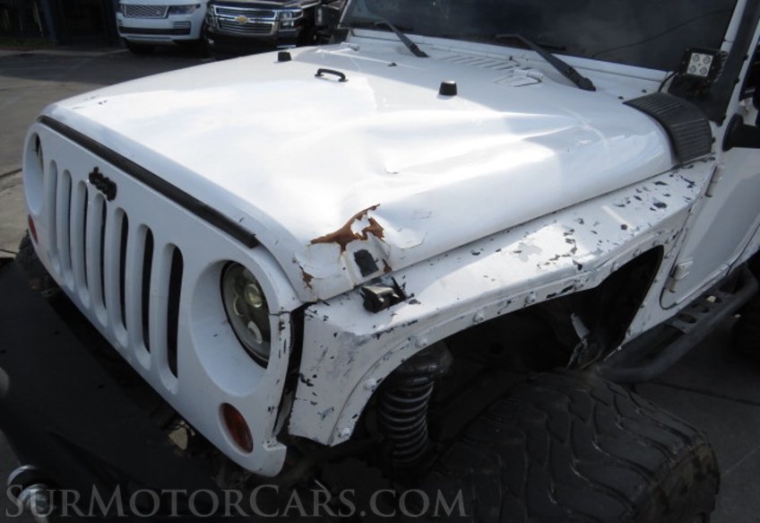2011 Jeep Wrangler - Image 16