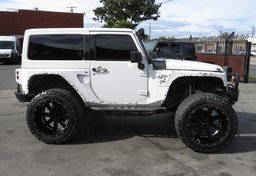 2011 Jeep Wrangler - Image 11