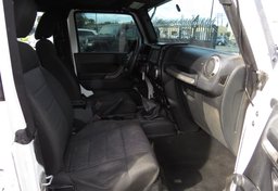 2011 Jeep Wrangler - Image 25