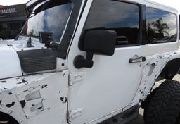 2011 Jeep Wrangler - Image 19