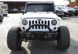 2011 Jeep Wrangler - Image 9