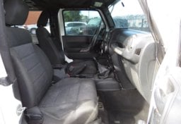 2011 Jeep Wrangler - Image 23