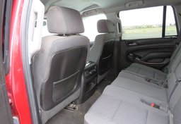 2015 GMC Yukon - Image 26