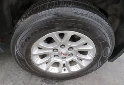 2015 GMC Yukon - Image 45