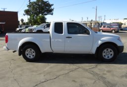 2021 Nissan Frontier - Image 4