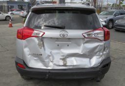 2014 Toyota RAV4 - Image 12
