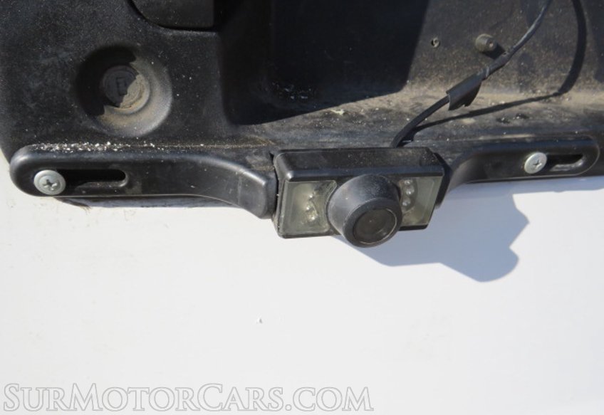 2016 GMC Savana Cargo Van - Image 17