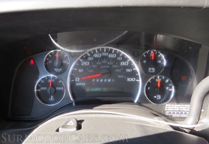 2016 GMC Savana Cargo Van - Image 29