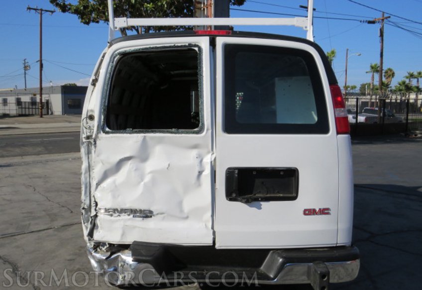2016 GMC Savana Cargo Van - Image 10