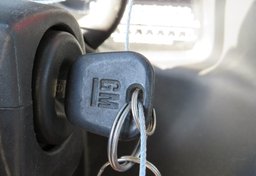 2016 GMC Savana Cargo Van - Image 32