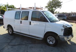 2016 GMC Savana Cargo Van - Image 2