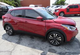 2018 Nissan Kicks - Image 2