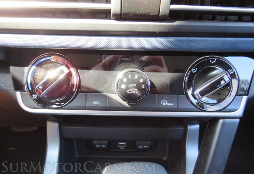 2021 Kia Seltos - Image 38