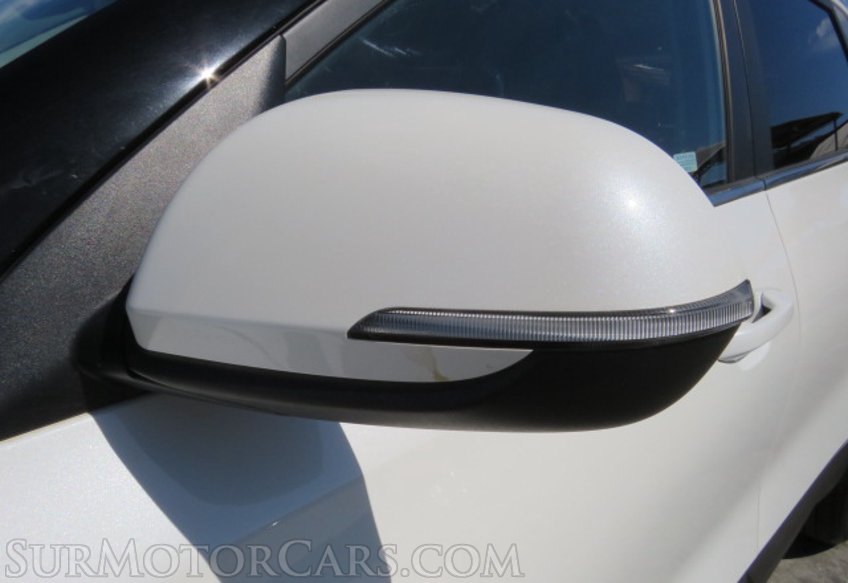 2021 Kia Seltos - Image 16