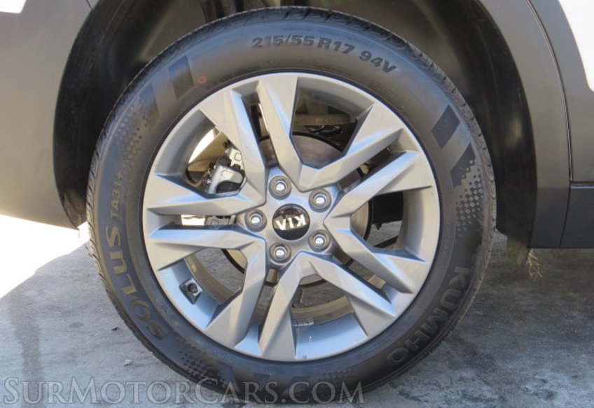 2021 Kia Seltos - Image 18