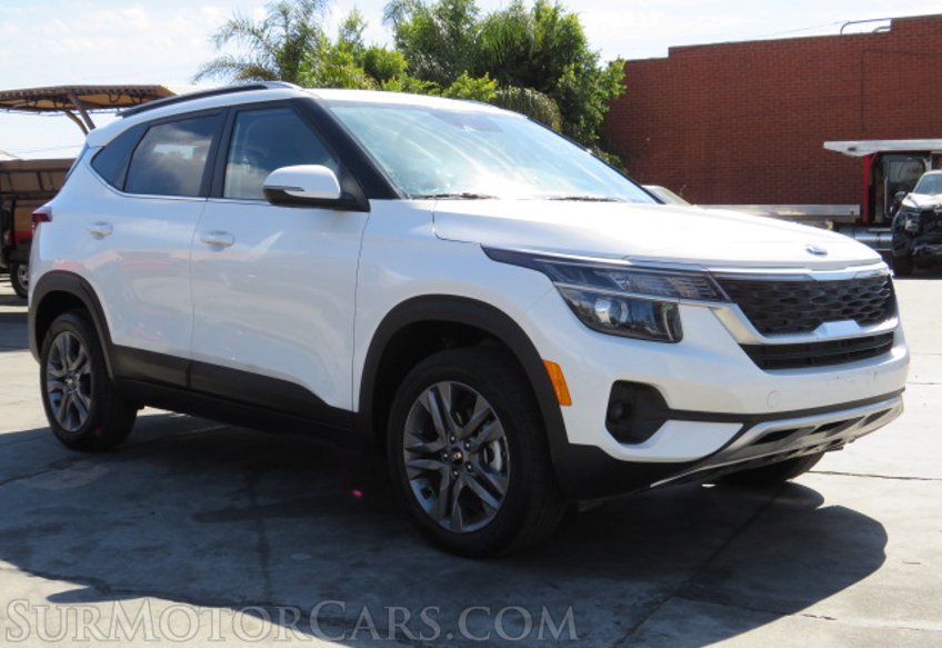 2021 Kia Seltos - Image 2