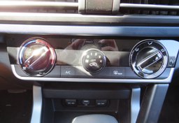 2021 Kia Seltos - Image 38