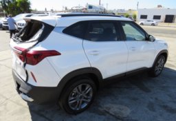 2021 Kia Seltos - Image 9