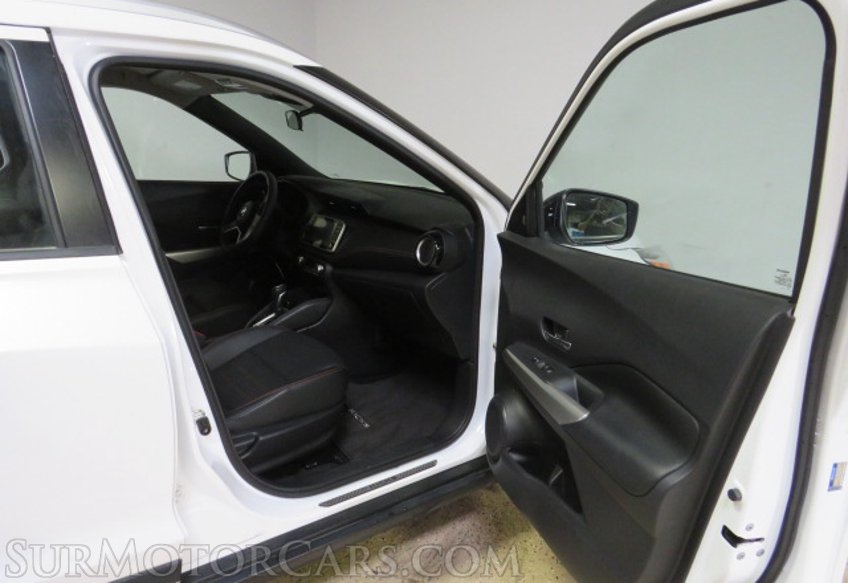 2020 Nissan Kicks - Image 18