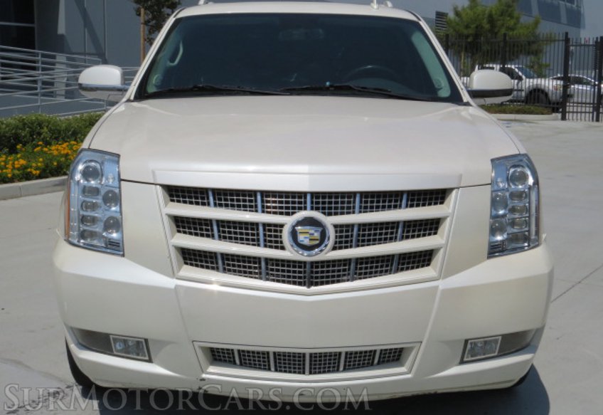 2012 Cadillac Escalade ESV - Image 11