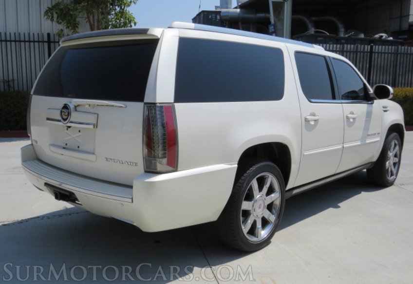 2012 Cadillac Escalade ESV - Image 10