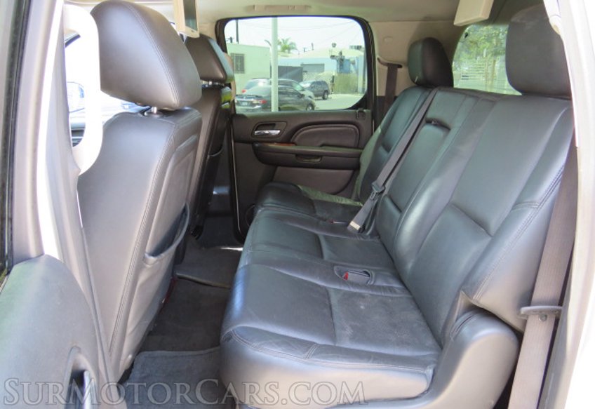 2012 Cadillac Escalade ESV - Image 34