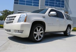 2012 Cadillac Escalade ESV - Image 5
