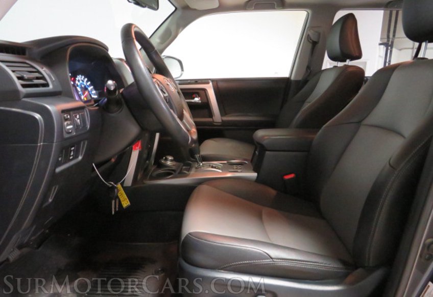 2019 Toyota 4Runner - Image 25