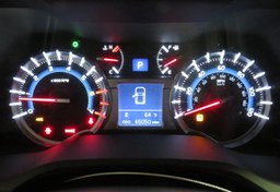 2019 Toyota 4Runner - Image 38