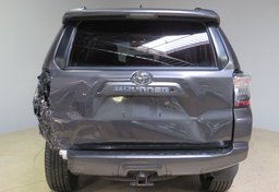 2019 Toyota 4Runner - Image 11