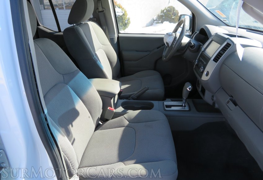 2019 Nissan Frontier - Image 26