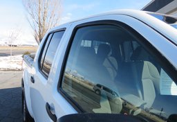2019 Nissan Frontier - Image 13
