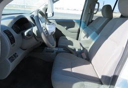 2019 Nissan Frontier - Image 24